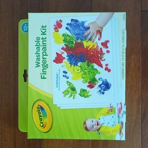 NIB Crayola Finger Paint Kit For Toddlers With 4 Colors